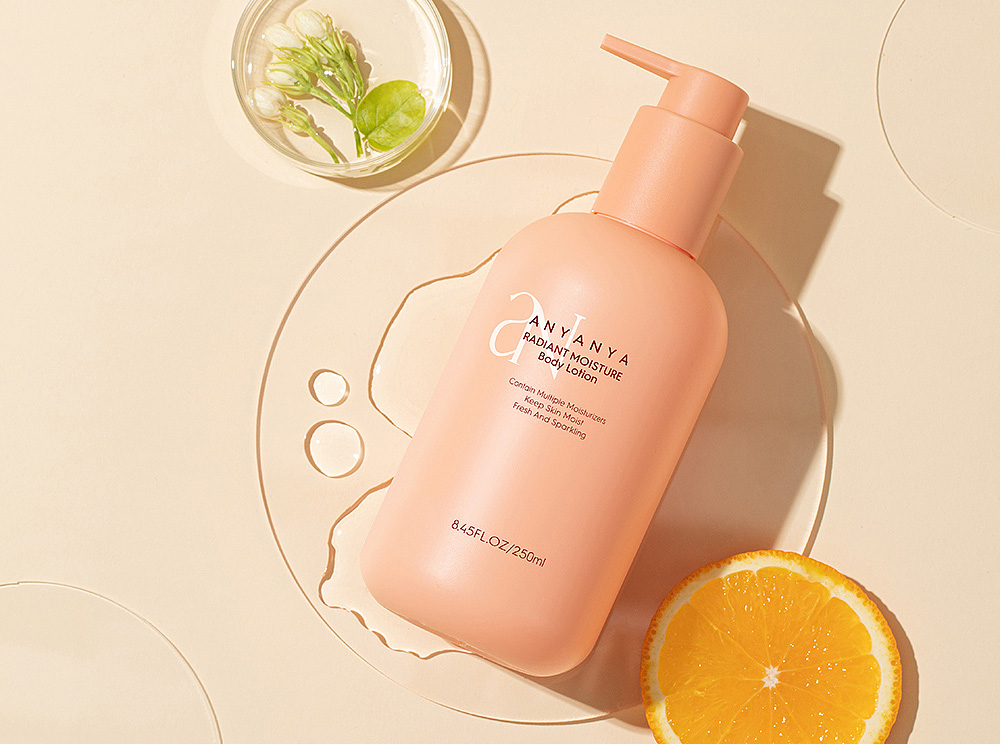 Dior“羽衣霓裳”杠上花西子，國際大牌也想做“中國風”